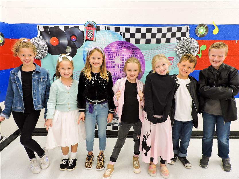 Elementary schools celebrate the 50th day of school